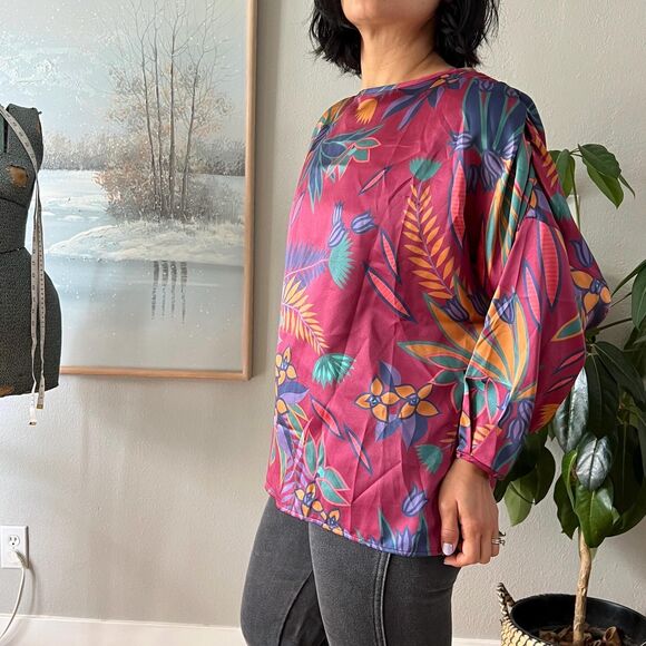 Vintage Pierre Cardin boutique red long sleeve blouse size Medium - Picture 4 of 8